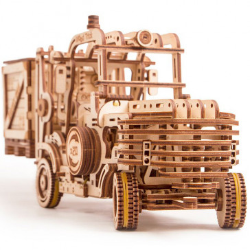 Puzzle 3D din lemn stivuitor
