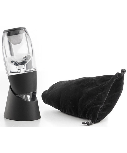 Decantor pentru maximizarea gustului si proprietatile vinului
