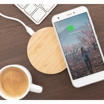 Incarcator wireless din bambus