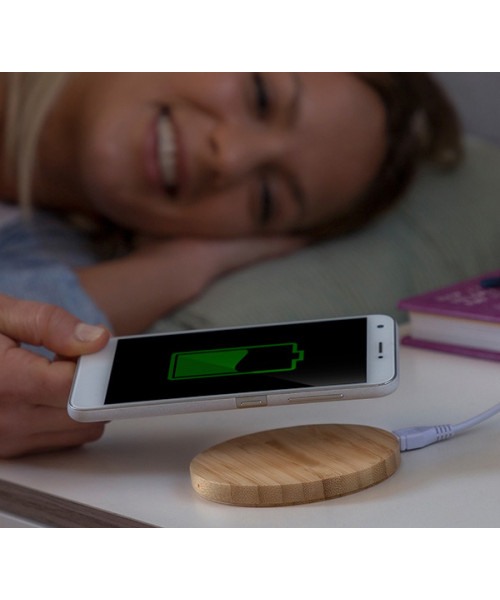 Incarcator wireless din bambus