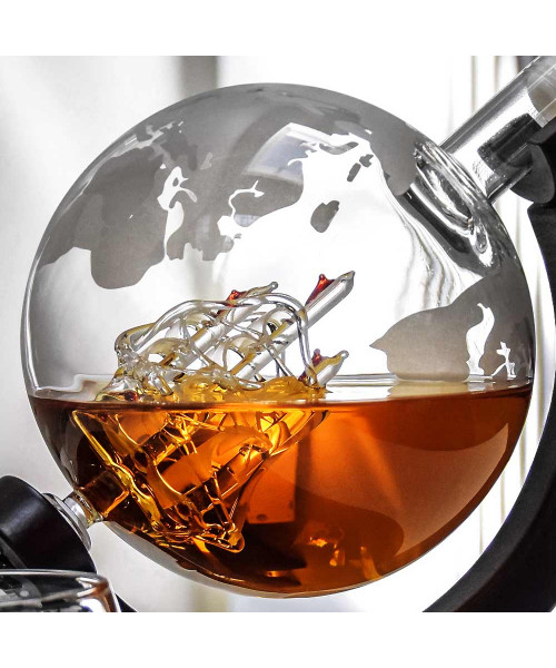 Set decantor glob whisky si cuburi pentru racire