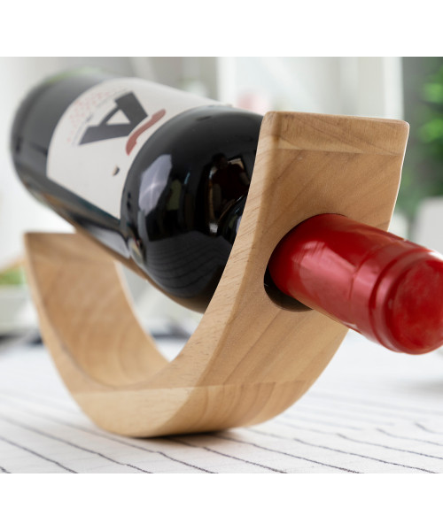 Suport din lemn pentru sticle de vin cu efect de plutire