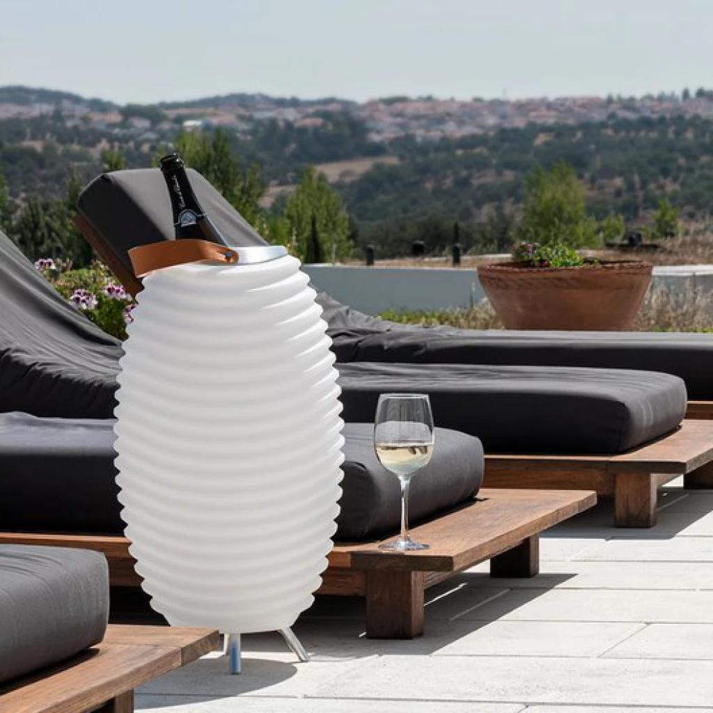 Boxa audio bluetooth, lampa, si frapiera cadouri barbati moderni