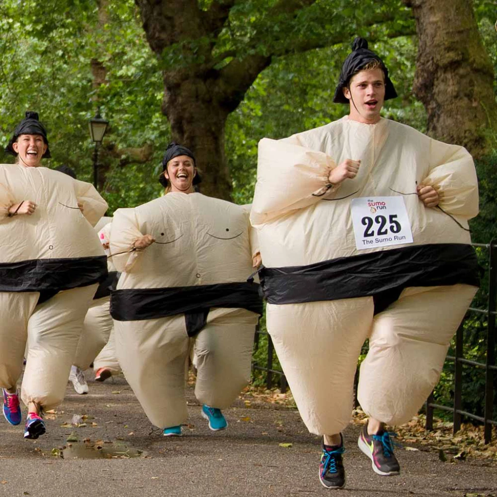 Costum de sumo gonflabil cadou femei